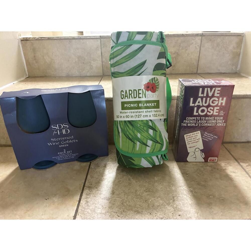 Garden Party Picnic Gift/Date Night Set W/ Blanket, Wine Glasses & Game
